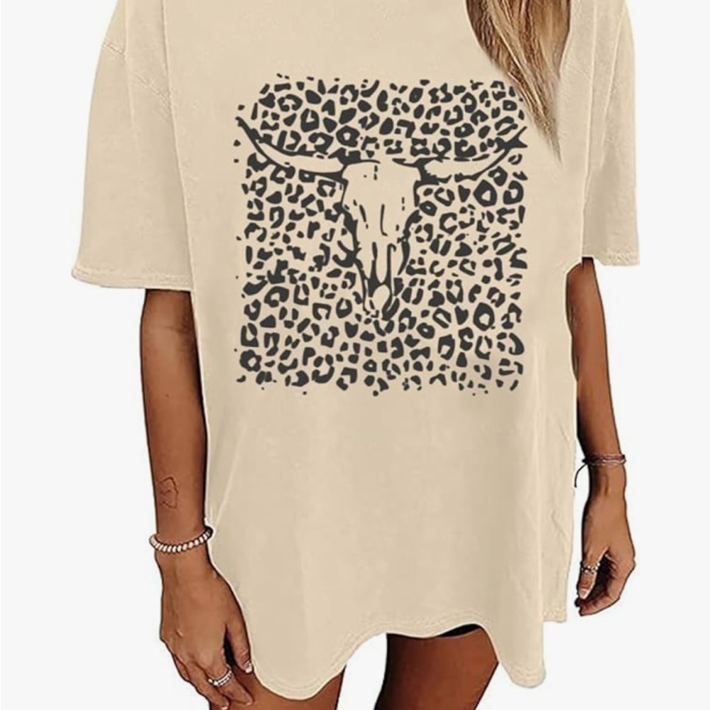 Beige Graphic T-Shirt with Bull Skull Design - Picture 2 of 3